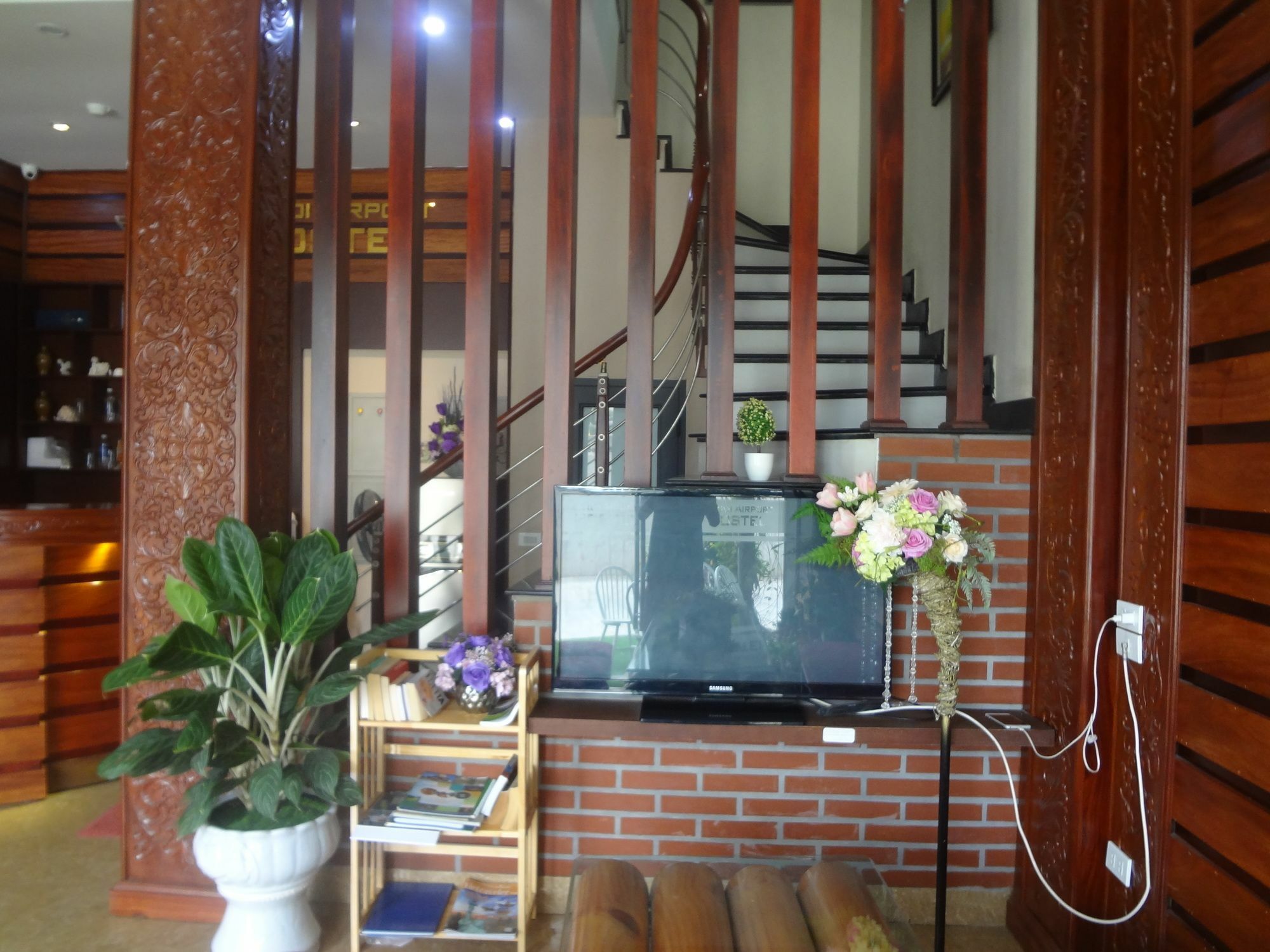Hanoi Airport Hotel - Convenient & Friendly Noi Bai Екстер'єр фото